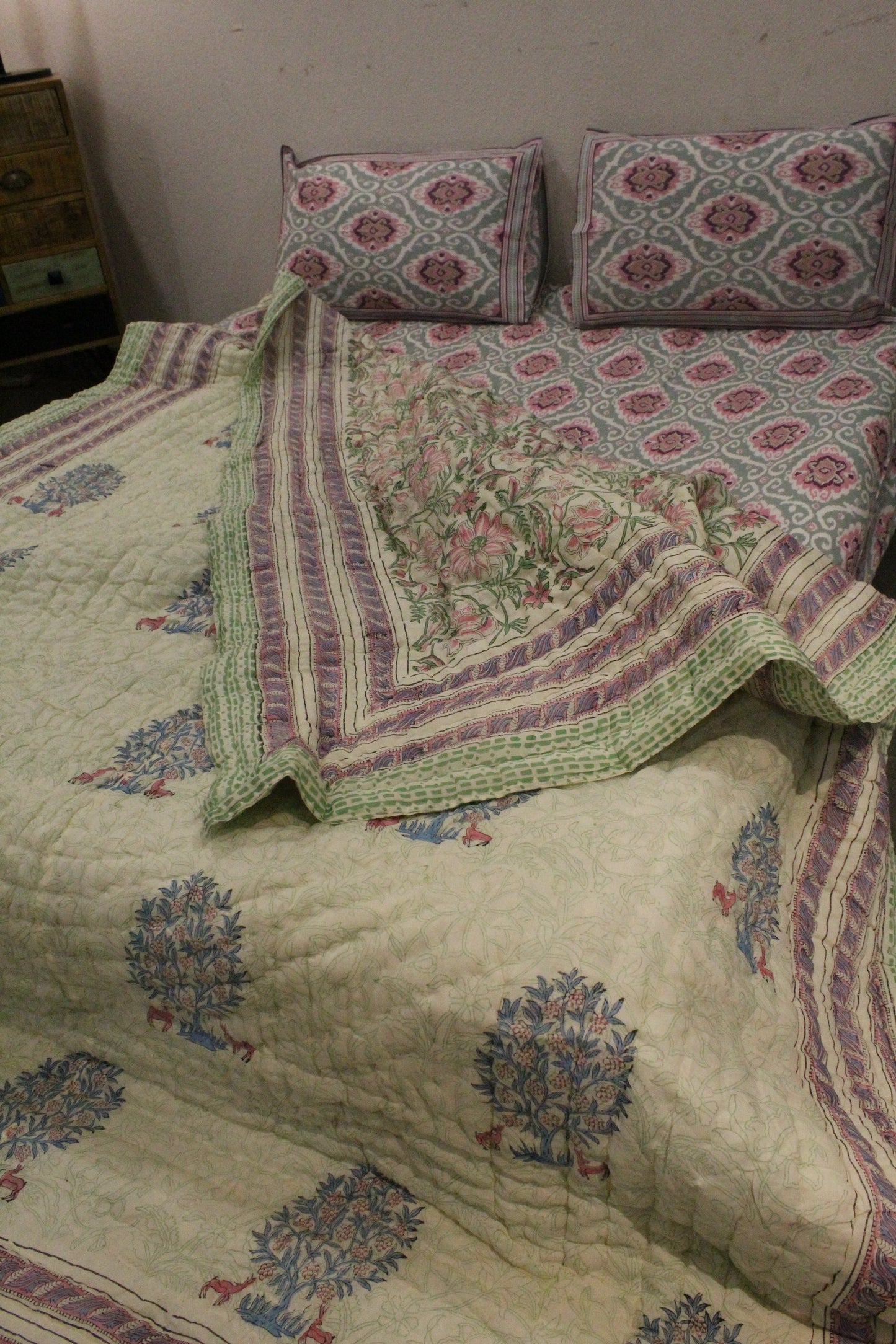 Magnolia Handblock Printed Reversible Quilt - 118