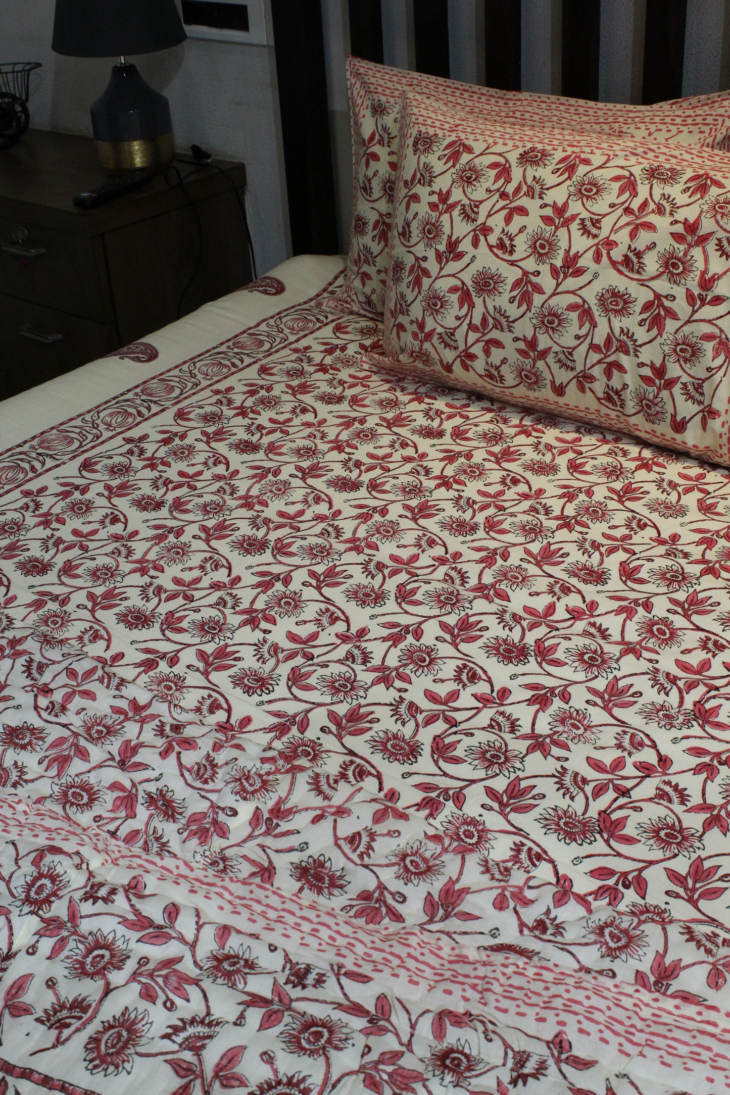 Magnolia Handblock Printed Reversible Bedset - 134