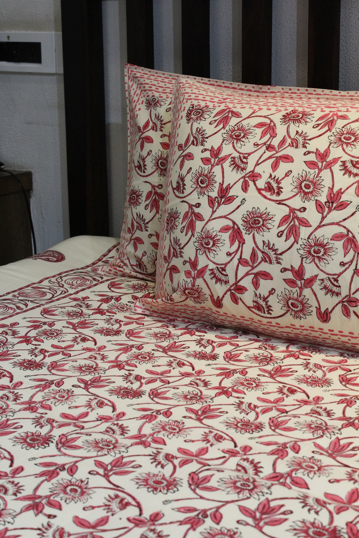 Magnolia Handblock Printed Reversible Bedset - 134