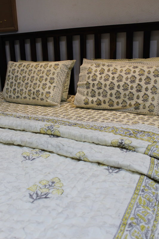 Magnolia Handblock Printed Reversible Bedset - 133