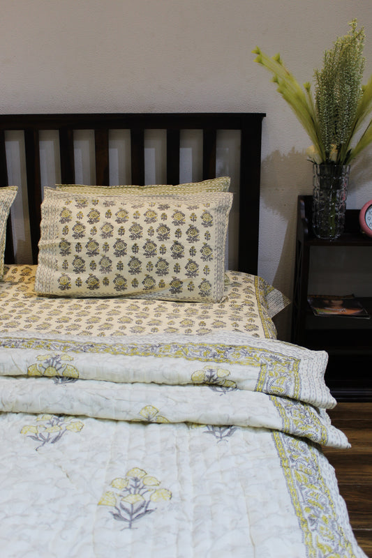 Magnolia Handblock Printed Reversible Bedset - 133