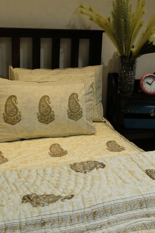 Magnolia Handblock Printed Reversible Bedset - 121