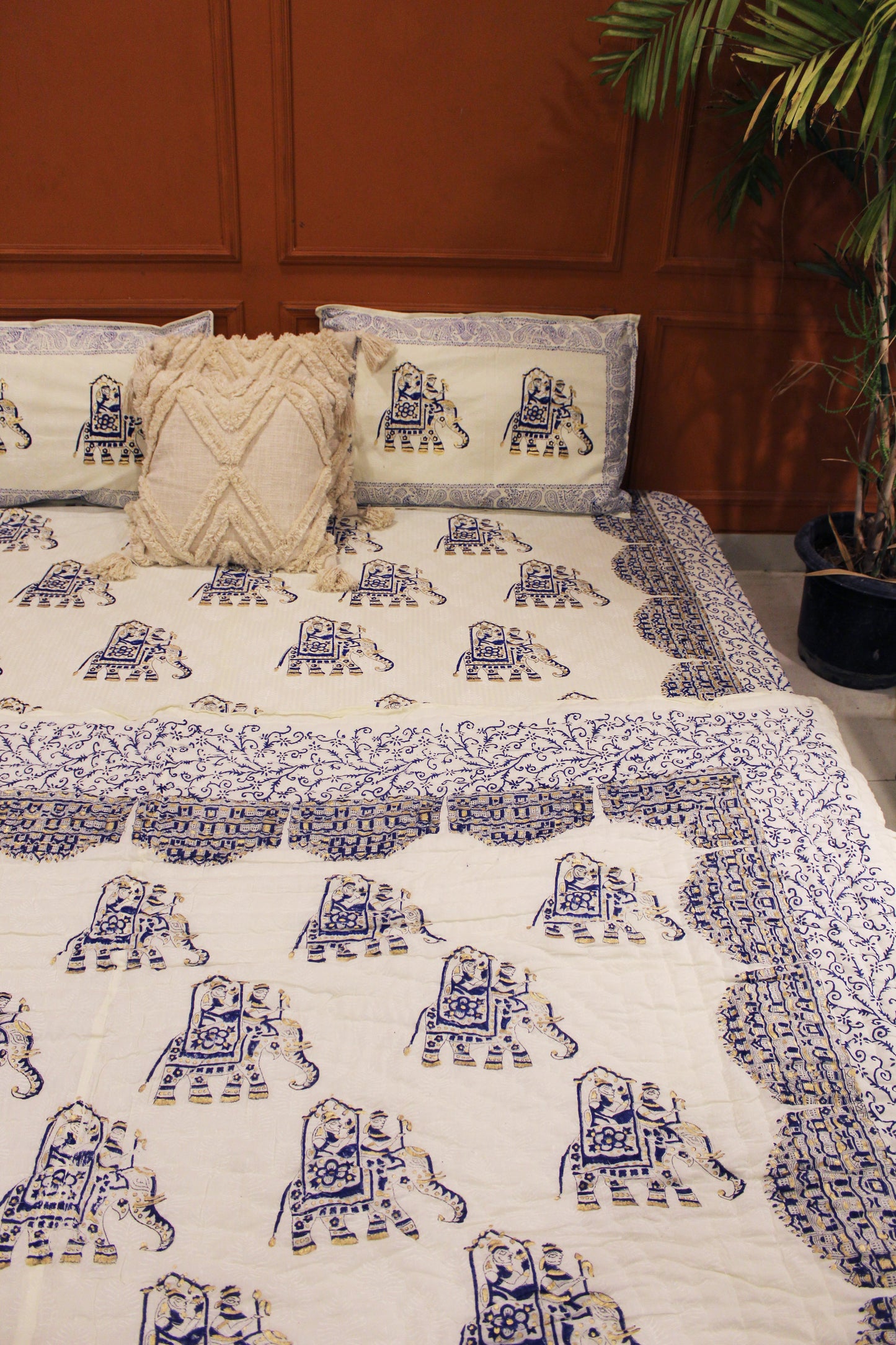 Royal Rajputana Non Reversible Quilt - 135