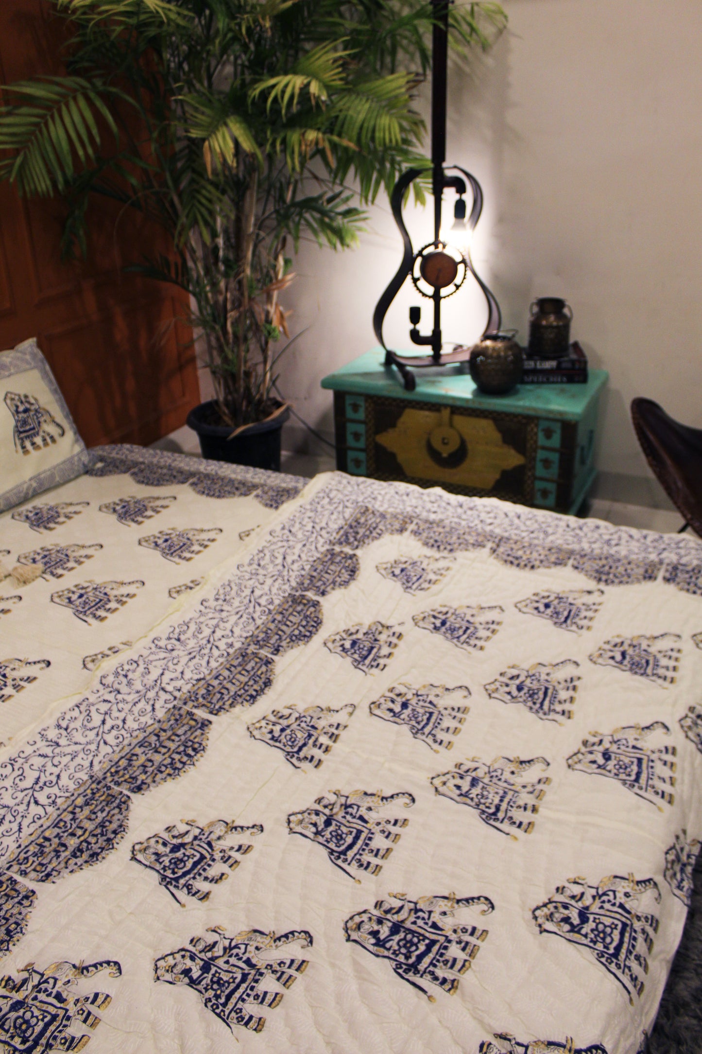 Royal Rajputana Non Reversible Quilt - 135