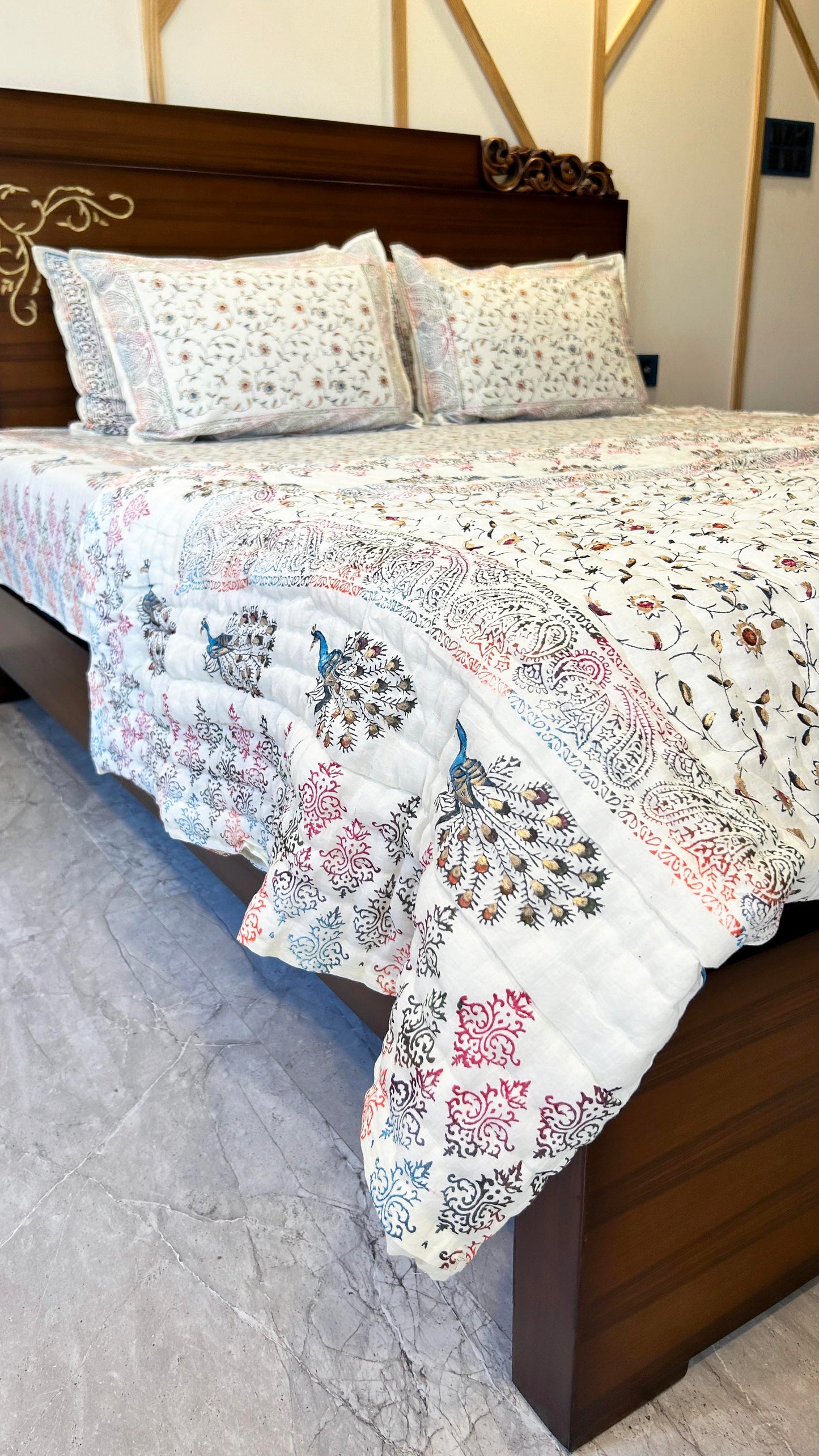 Royal Rajputana Non Reversible Quilt - 105