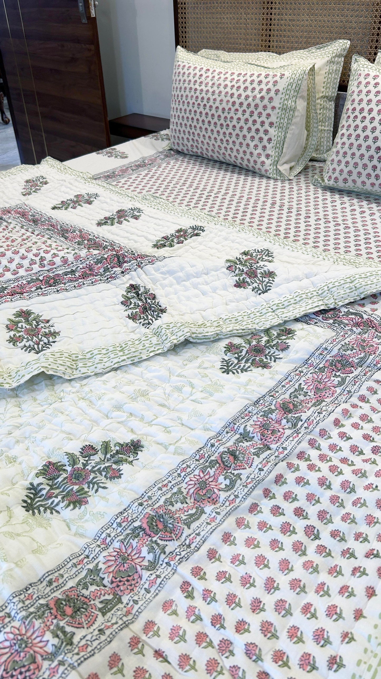 Magnolia Handblock Printed Reversible Quilt - 109