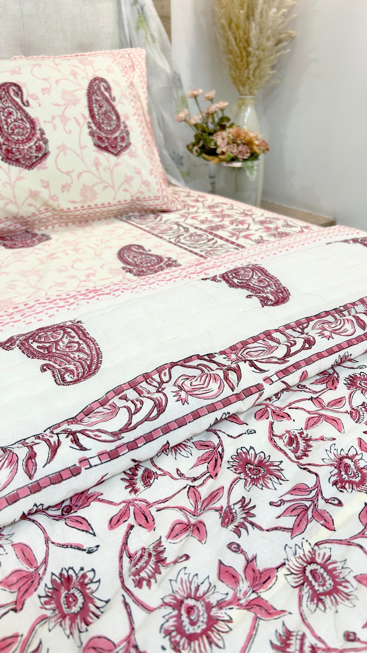 Magnolia Handblock Printed Reversible Bedset - 101