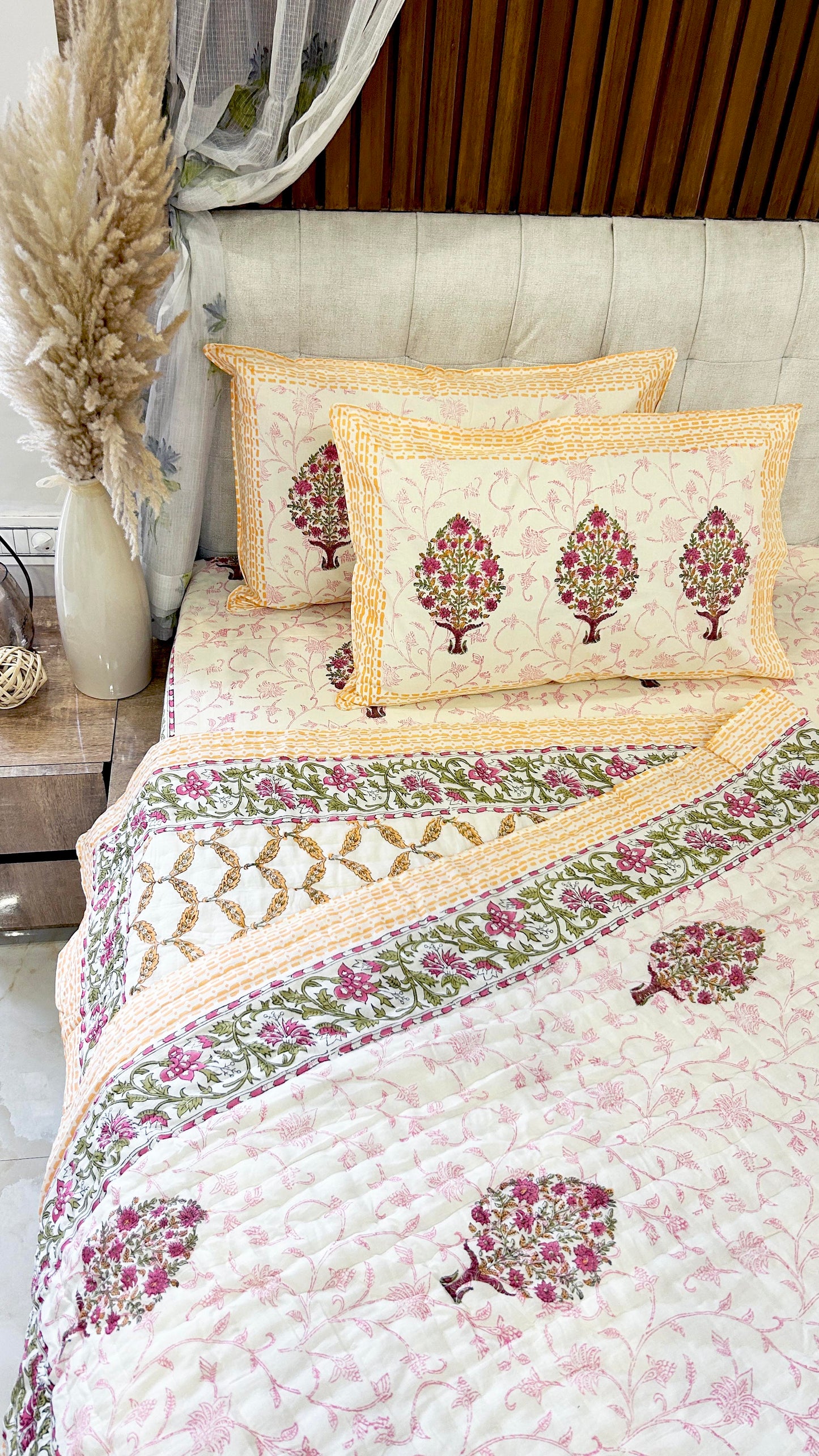 Magnolia Handblock Printed Reversible Bedset - 112