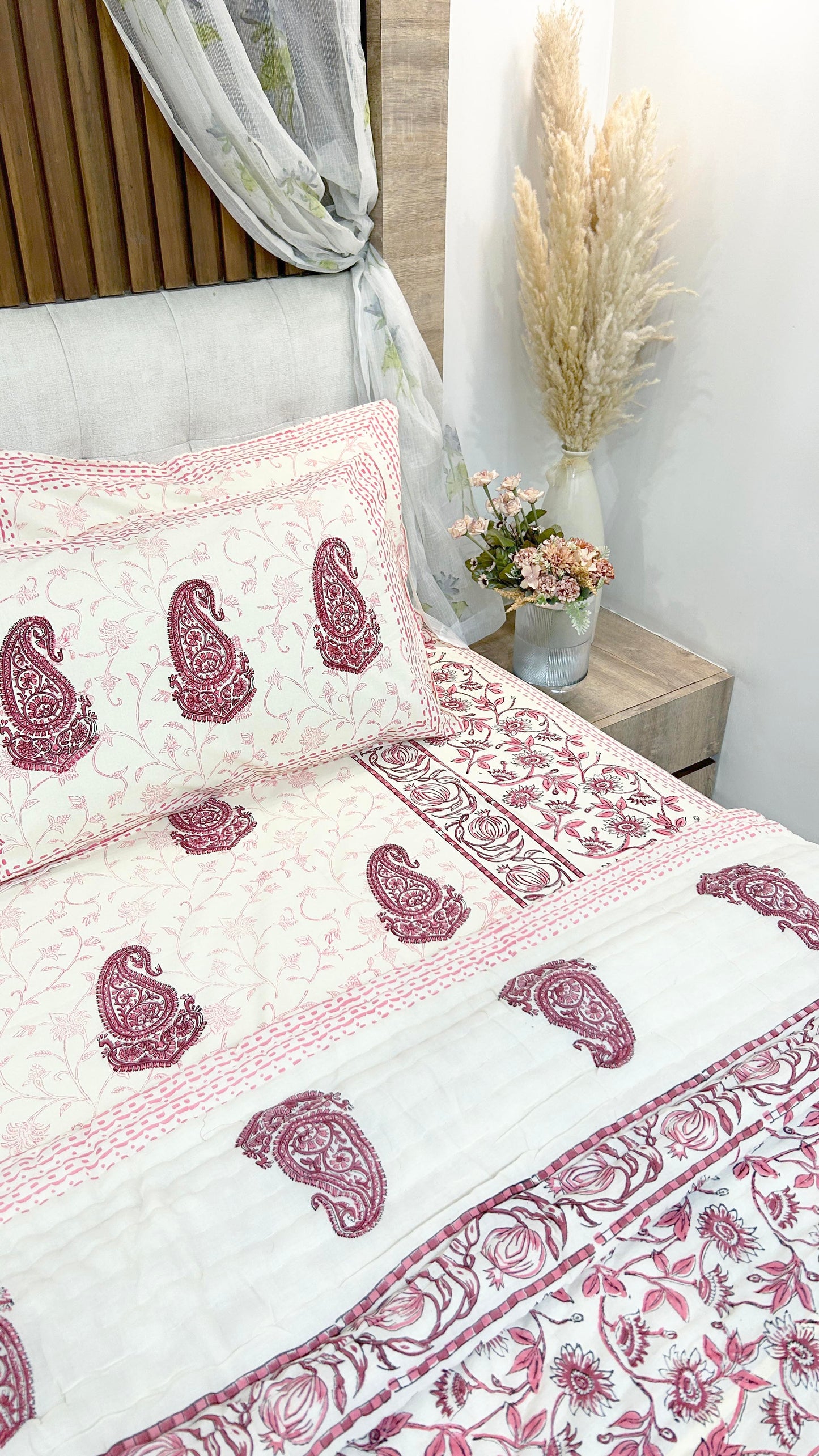 Magnolia Handblock Printed Reversible Bedset - 101