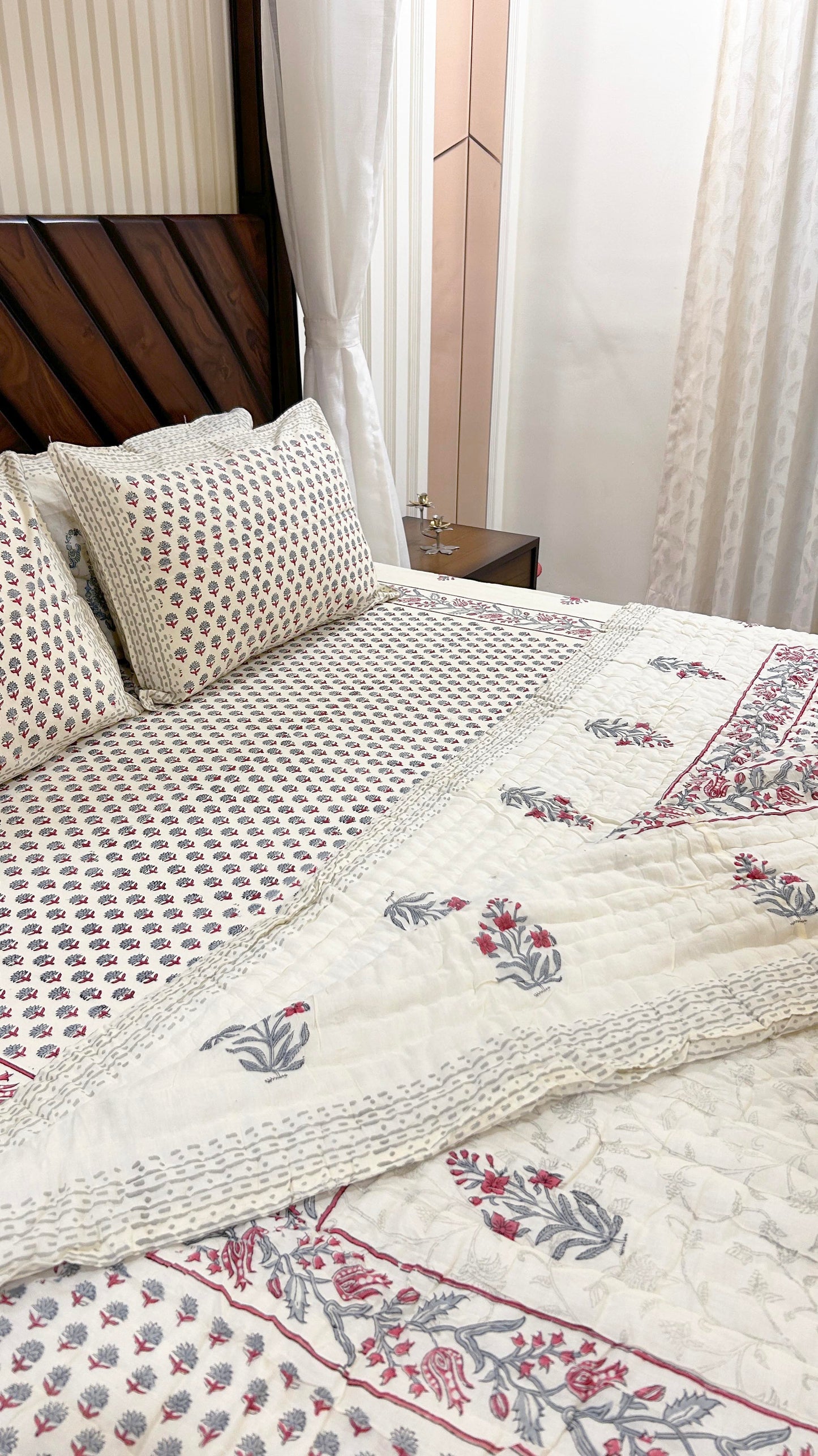 Magnolia Handblock Printed Reversible Bedset - 104