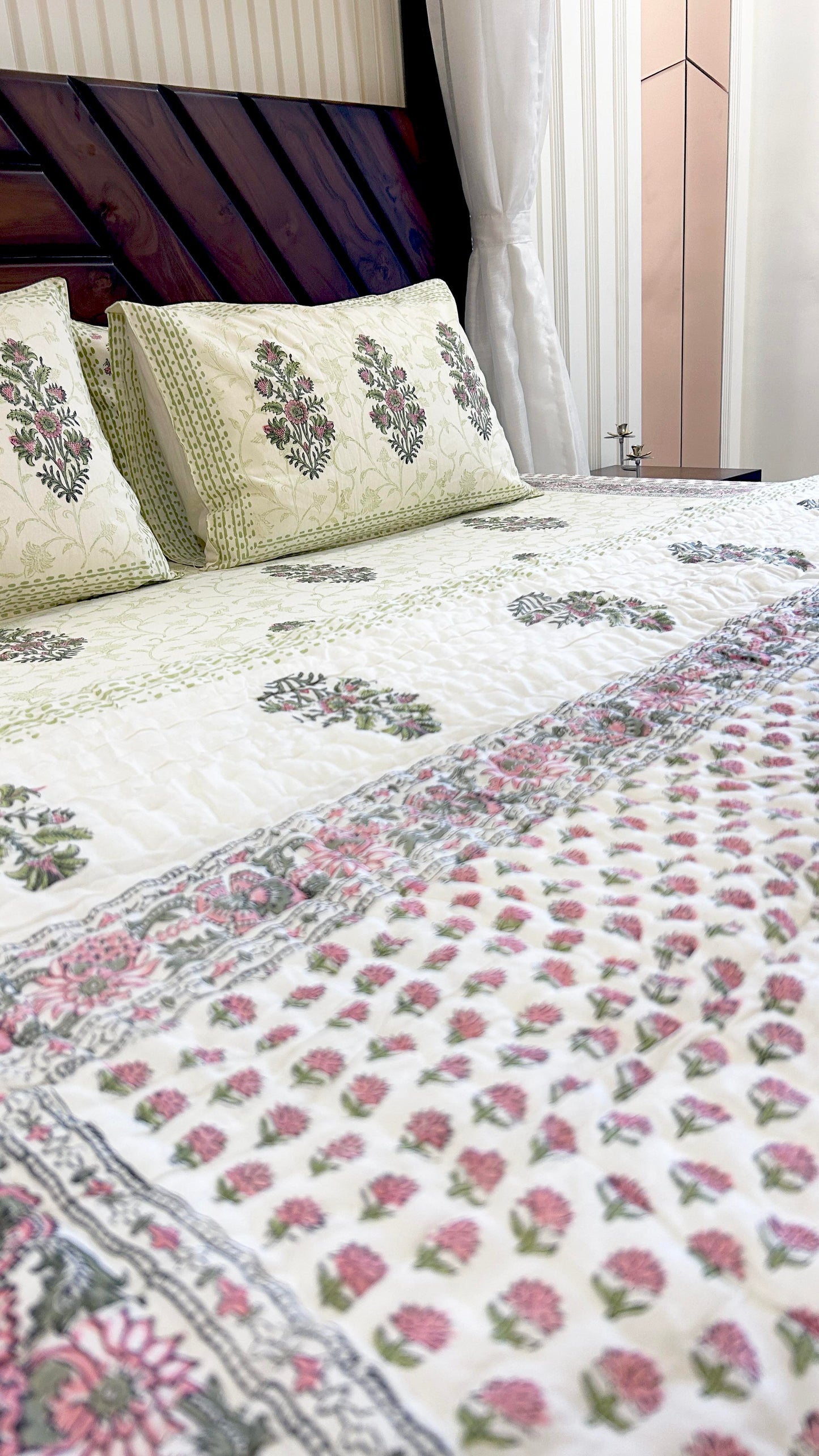 Magnolia Handblock Printed Reversible Bedset - 113