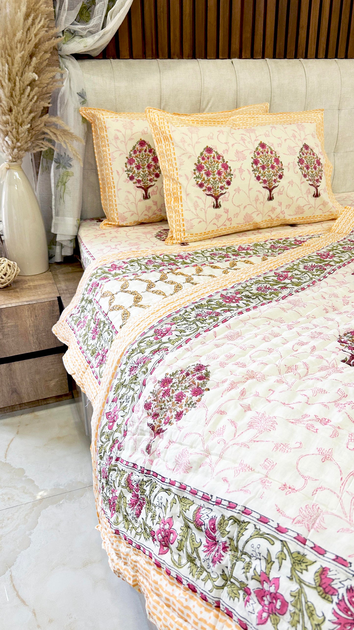 Magnolia Handblock Printed Reversible Bedset - 112